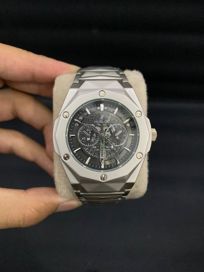 HB1 Black Dials Stainless Steel Watch For Men In Pakistan